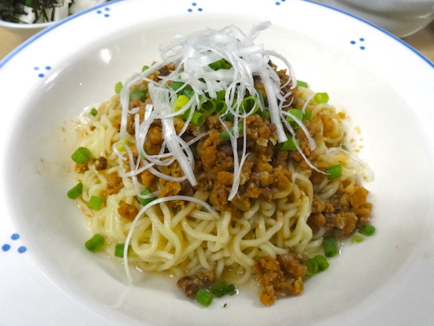 大豆ミートの汁なし担々麺